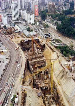 Admiralty Station under Construction, 1977 (photo credit: Heather Coulson)