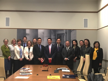 HKU signs strategic partnership with U of Toronto and MITACS