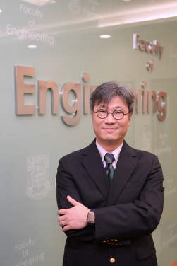 Professor Alfonso Ngan, Acting Vice-President and Pro-Vice-Chancellor (Research), Kingboard Professor in Materials Engineering, and Chair Professor in Materials Science and Engineering at the Department of Mechanical Engineering of the Faculty of Engineering, HKU 