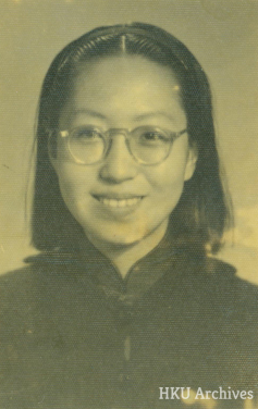 張愛玲香港大學學籍紀錄上的證件照
圖片來源：香港大學檔案館，香港大學