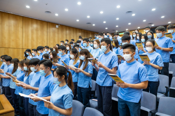 75名牙醫學士三年級學生宣誓