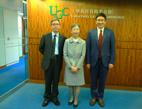 (from left) Professor Jimmy Jiao is Co-Principal Investigator of the project: "Study of the Regional Earth System for Sustainable Development under Climate Change in the Greater Bay Area". Professor Anne Wing-mui Lee and Professor Xin-yuan Guan are Co-PI and Project Coordinator of the project "Investigation of the Immunosuppressive Microenvironment in Nasopharyngeal Carcinoma"