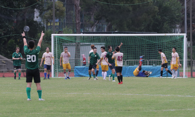 HKU and CUHK hold the Vice-Chancellor’s Cup Soccer Match